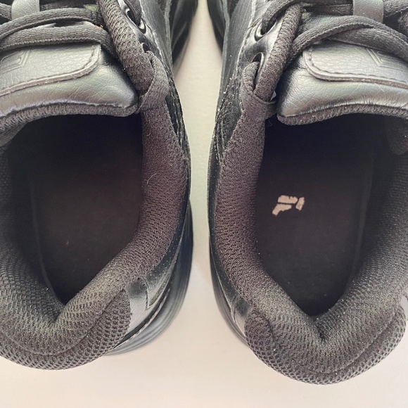 Fila Memory Workshift Leather Sneakers, slip resistant, Black - Women’s 7.5 - Picture 9 of 10